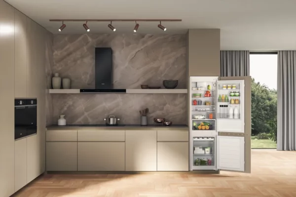 WHIRLPOOL - WHC18D021A1 - Réfrigérateur congélateur encastrable – Image 3