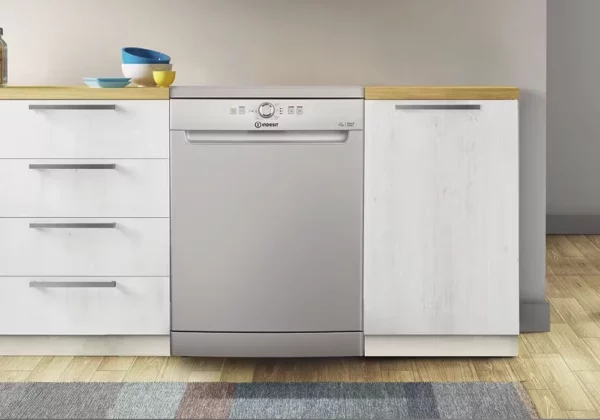 INDESIT - D2FHK26S - Lave-vaisselle 60 cm - 14 couverts – Image 2